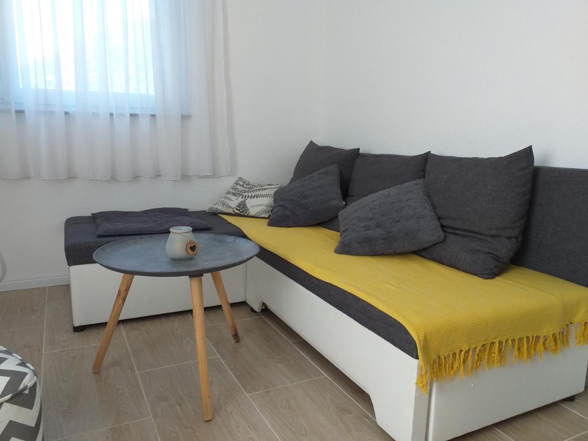 Apartment Sucic Seliste Dreznicko Exterior photo