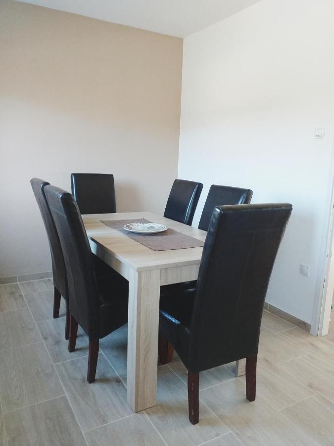 Apartment Sucic Seliste Dreznicko Exterior photo